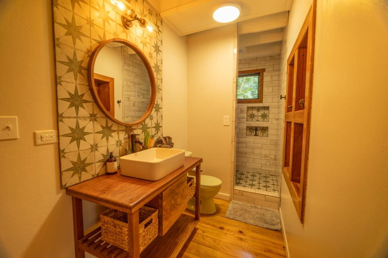 Roam Yoga & Wellness Lodge Бокас Екстер'єр фото