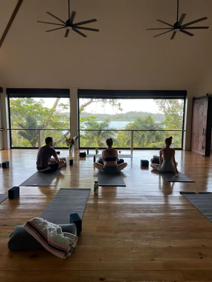 Roam Yoga & Wellness Lodge Бокас Екстер'єр фото